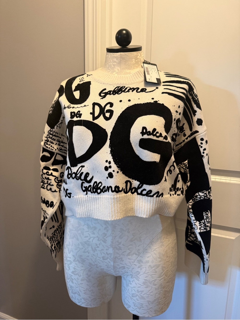 Dolce & Gabbana Black & White Logo graffiti collection Cropped Crew Neck